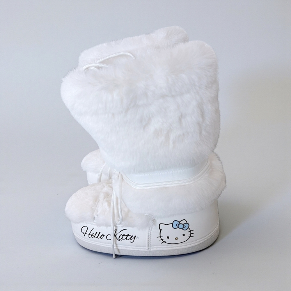 **NEW** Hello Kitty Snow Fur Boots Forever 21 Hot Topic Shoes